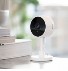 Hombli Smart Indoor Camera hos Hallbacks.se